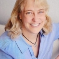 Stephanie Somes - Acupuncturist