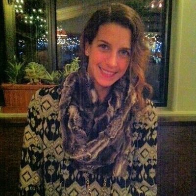 Samantha Heckert, Yoga Teacher